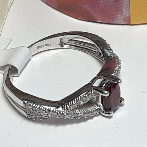 .55ctw Natural Diamond & Oval Garnet X sides design 10KT White Gold Ring #19967 - Picture 5 of 5
